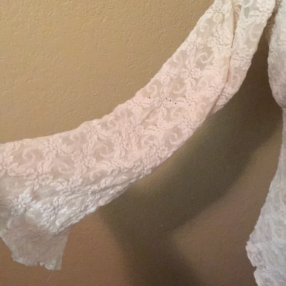 Cocomo Ivory Lace Peasant Top 2X - Picture 3 of 7